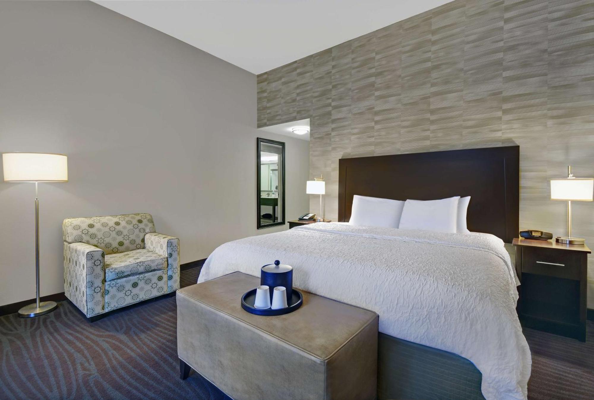 Hampton Inn And Suites Robbinsville Exteriér fotografie
