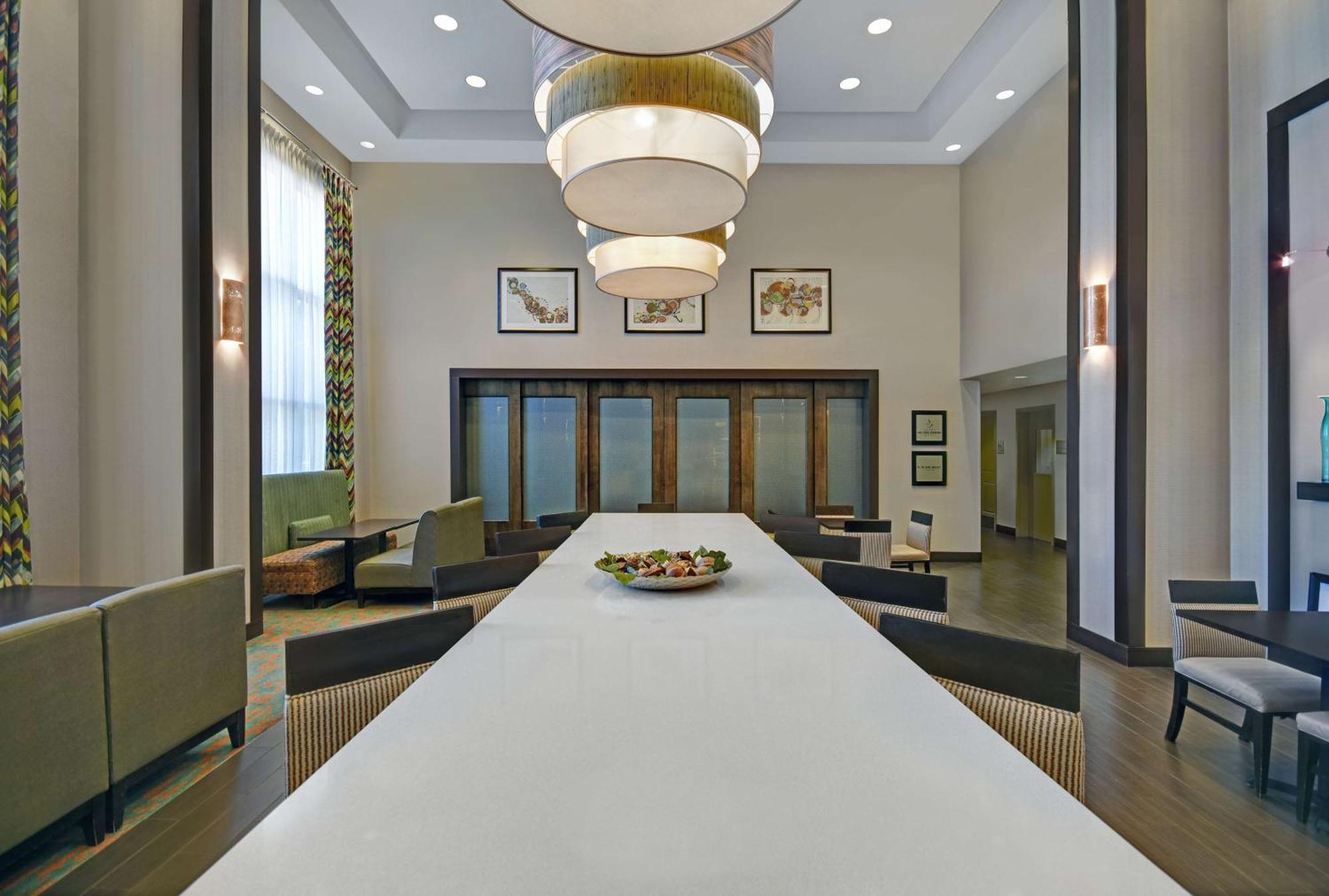 Hampton Inn And Suites Robbinsville Exteriér fotografie